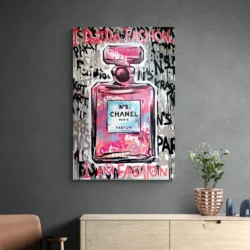 Tableau Chanel Street Art mur sombre