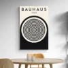 affiche bauhaus 1923 blanc et noir salle a manger 1.webp