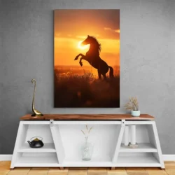 Tableau cheval qui cabre au coucher de soleil portrait 2 3 4.webp