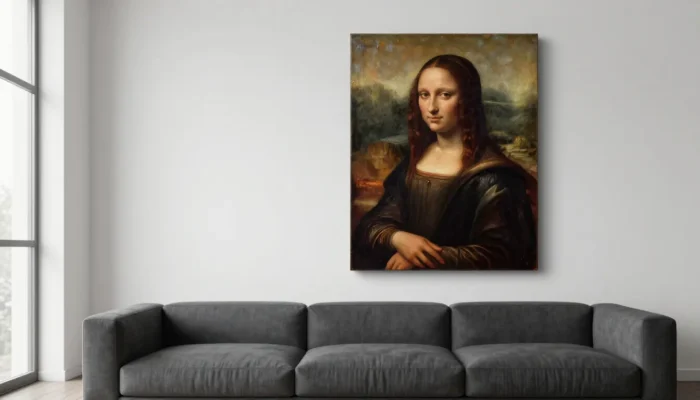 Tableau renaissance sur un mur blanc minimaliste